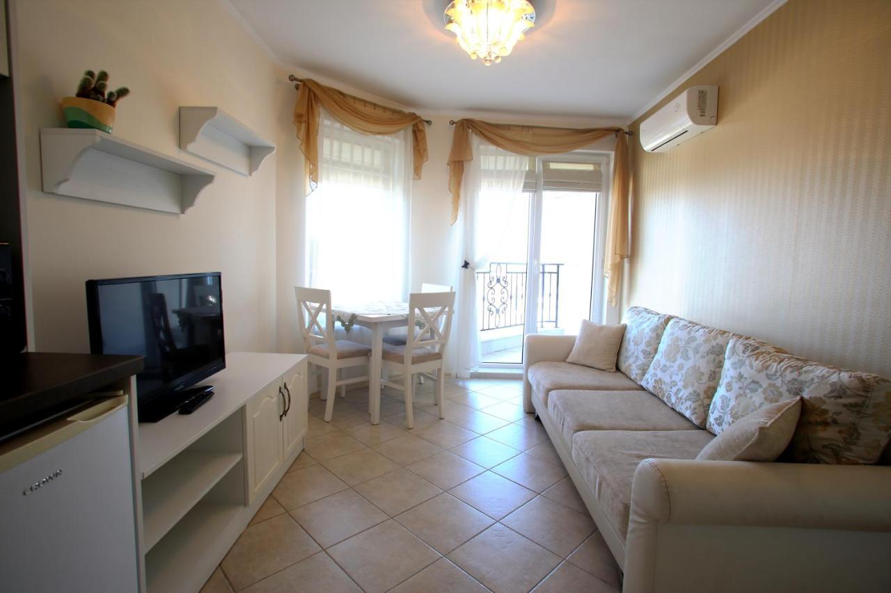 Villa Livia Boutique Apartments 拉夫达 外观 照片