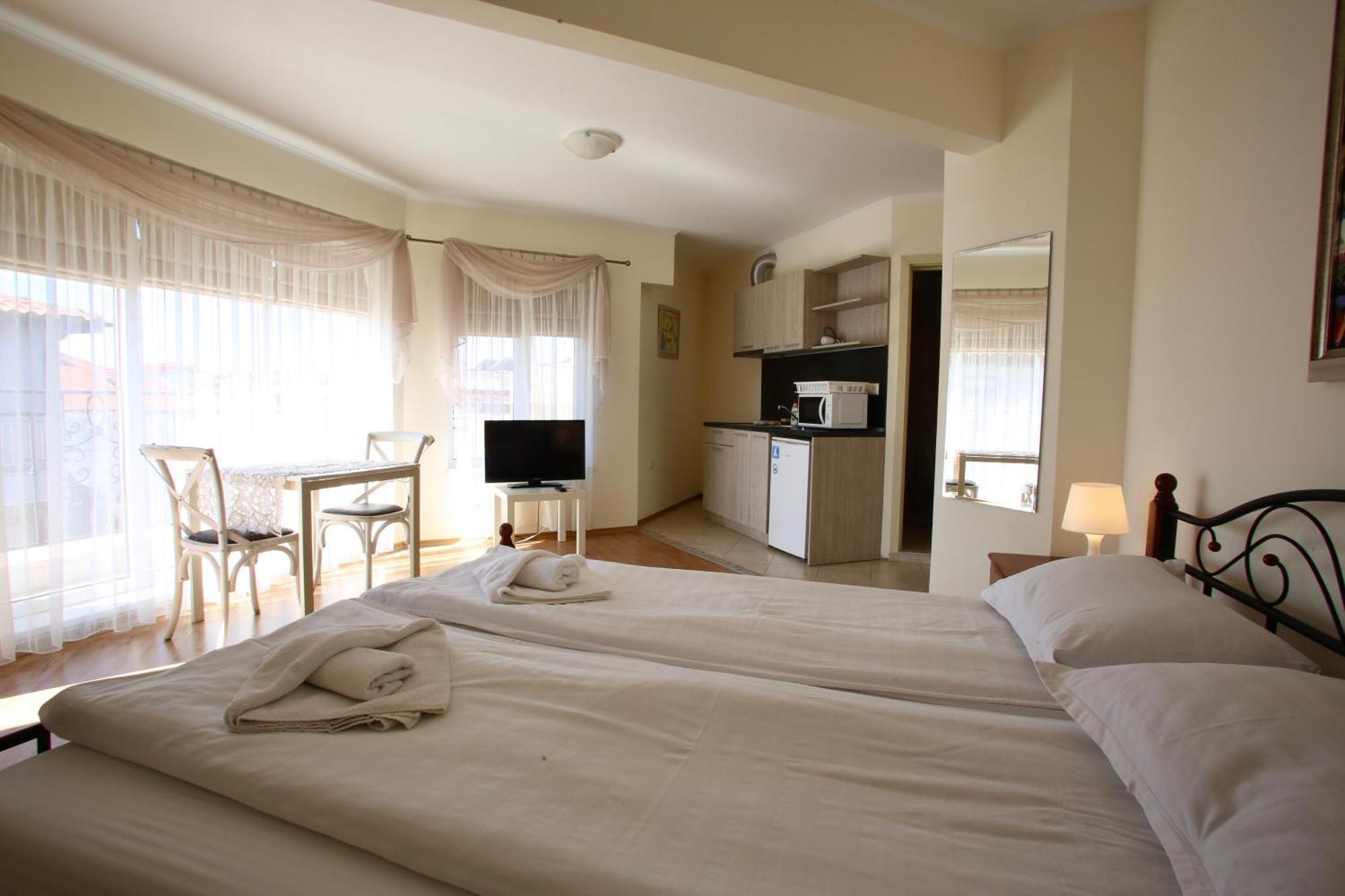 Villa Livia Boutique Apartments 拉夫达 外观 照片